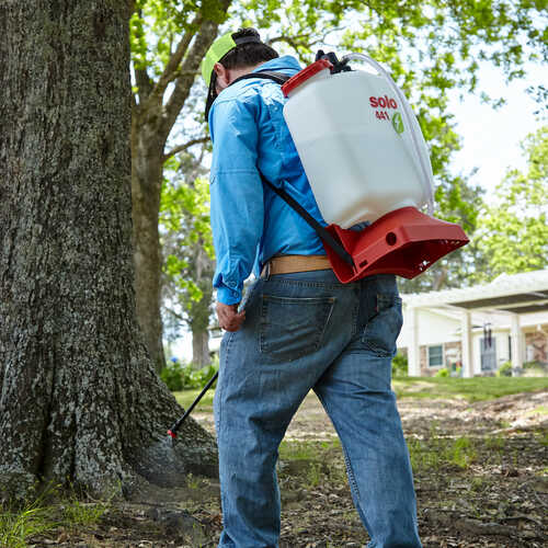 Solo Model 417Li Rechargeable Backpack Sprayer, 4.5Gallon Capacity