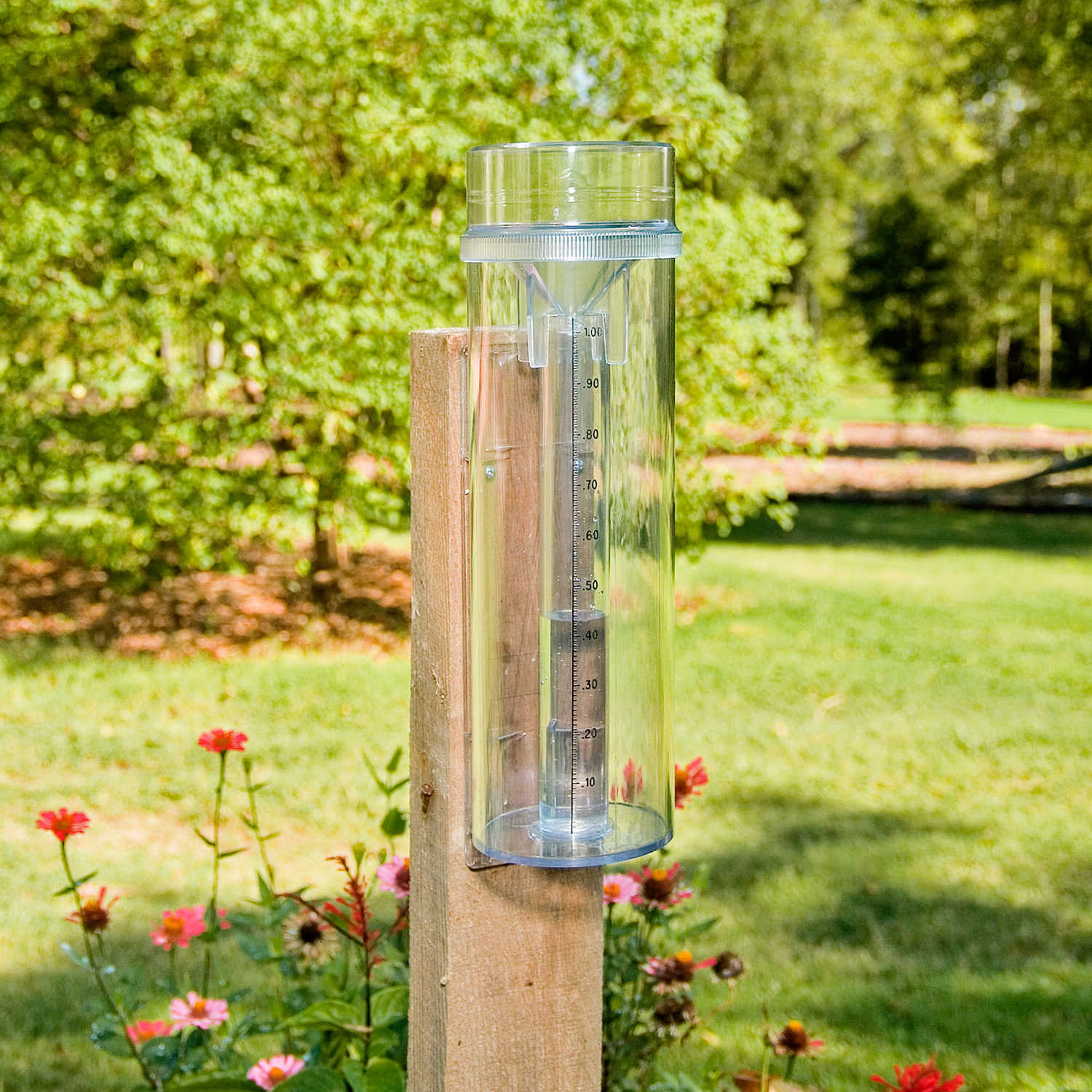 14 All Weather Precision Rain Gauge with Mounting Bracket Heat and frost resistant 